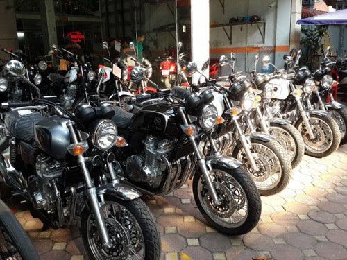Hàng độc Honda CB1100 EX 2015 ồ ạt vào Việt Nam