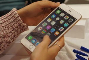 iPhone không thoát khỏi bão giảm giá cuối năm