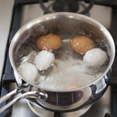 7 bước luộc trứng chuẩn nhất