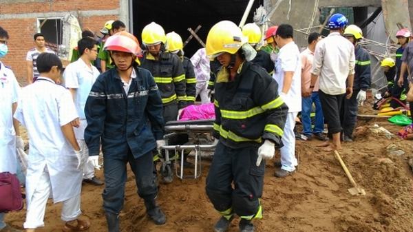Cập nhật: Sập công trình ở Cần Thơ, ít nhất 5 người thương vong