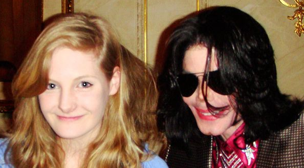 Chấn động: Michael Jackson từng muốn cưới ‘phù thuỷ nhỏ’ Emma Watson khi cô mới 11 tuổi
